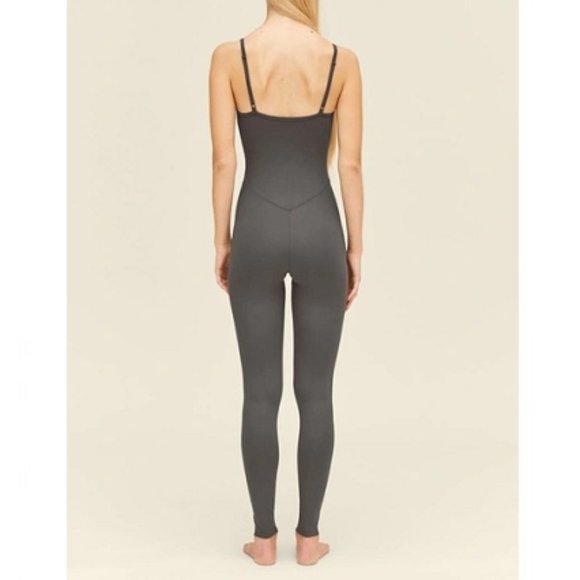 Girlfriend Collective Cami Unitard M Moon Gray Yoga Pilates Jumpsuit Athletic - Picture 8 of 9